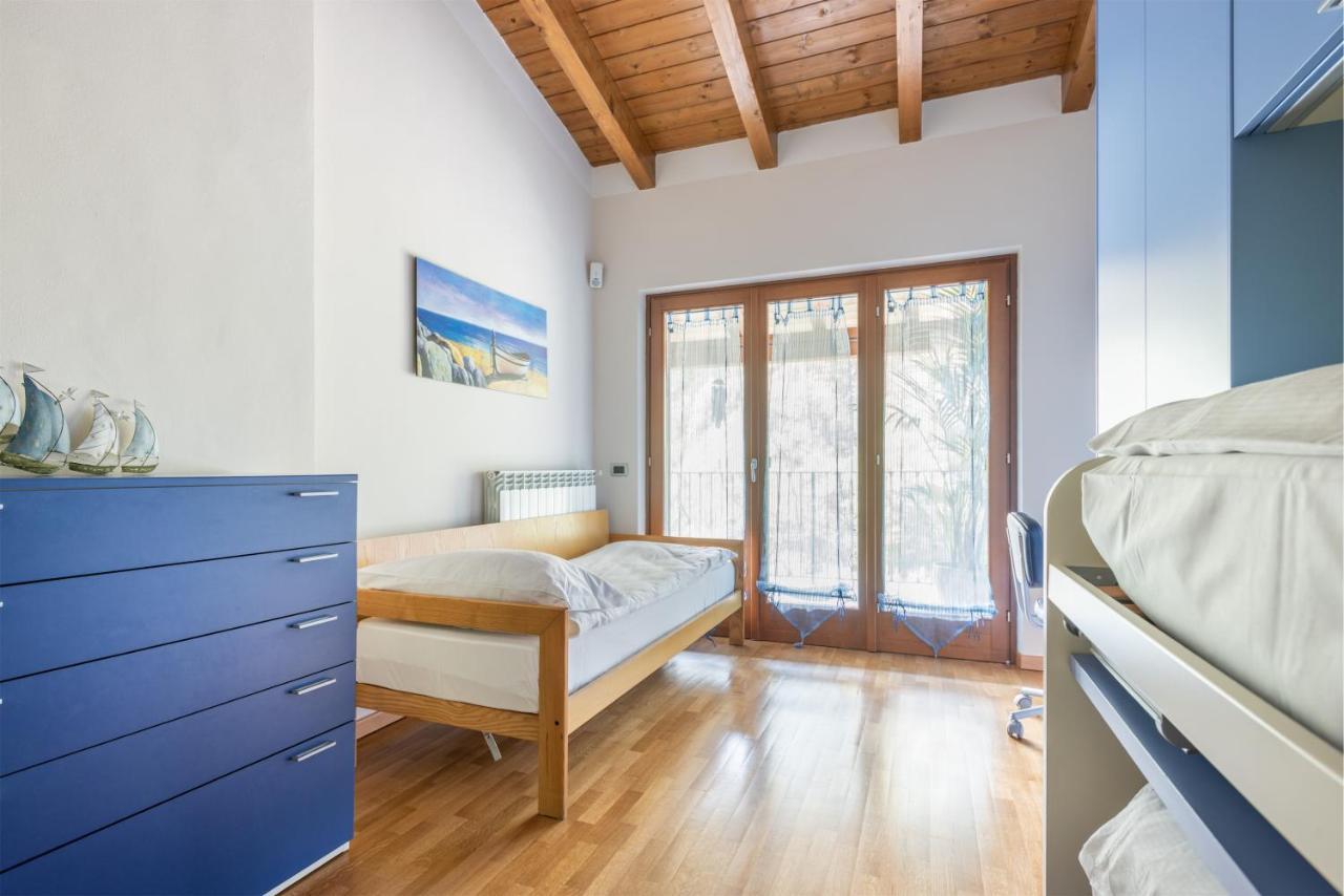 Апартаменты Casa Francesca Relax Лимоне-суль-Гарда Экстерьер фото